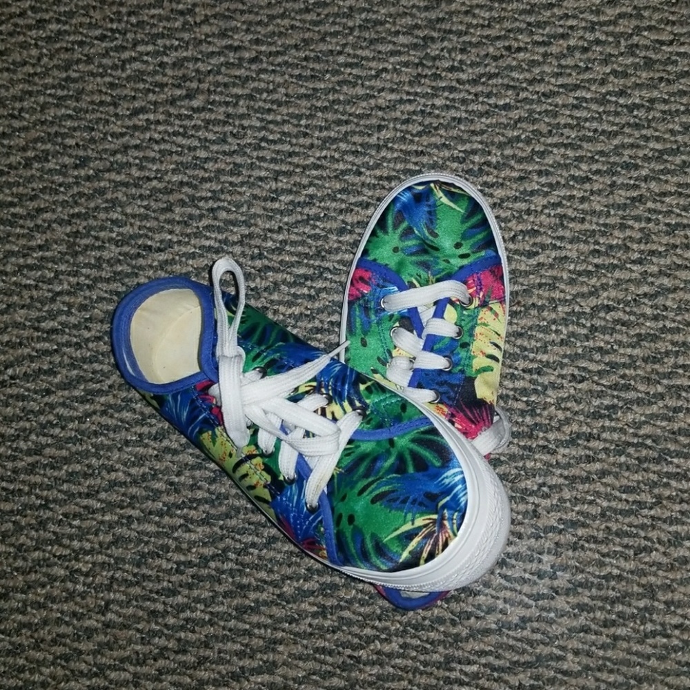 Cute creeper style worn like 2time sz. 7 - Picture 3 of 4